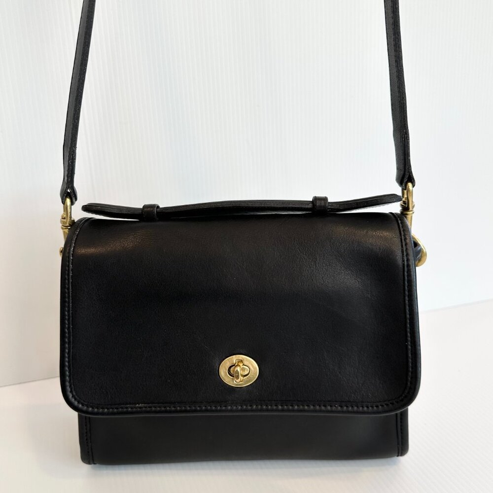 Vintage COACH Court Bag - EUC Black Leather with Brass Made pre-1994 in USA - Picture 2 of 16